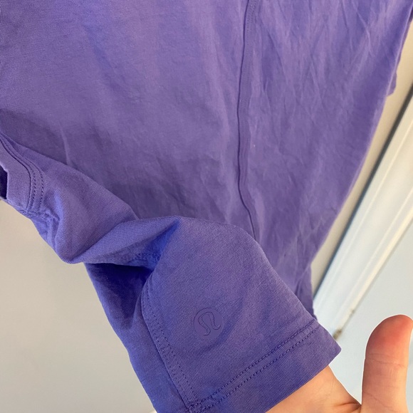 NWOT lululemon crop shirt - Picture 3 of 5